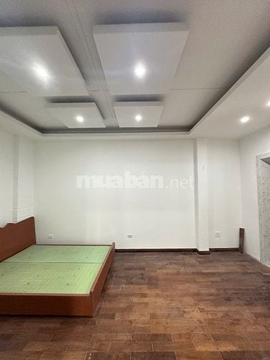 Cho thuê biệt thự Mới,có Thang Máy tại Đỗ Quang,Trung Hoà,Cầu Giấy