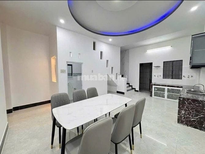Chính chủ đang rất cần tiền xoay sở nên muốn bán gấp căn nhà 