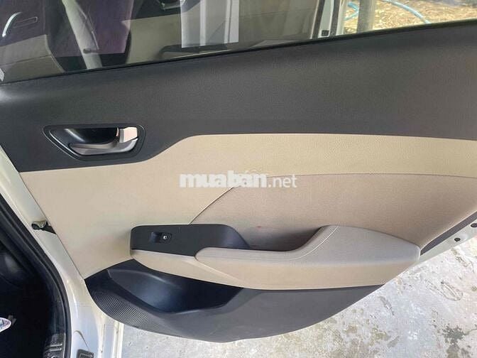 Hyundai Accent 2021 Màu Trắng, Số Sàn, Odo 34000km