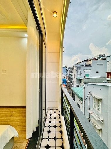 Nhà 3 lầu đẹp CAO CẤP hẻm Trần Bình Trọng, P5, Q.Bình Thạnh, vào ở nga