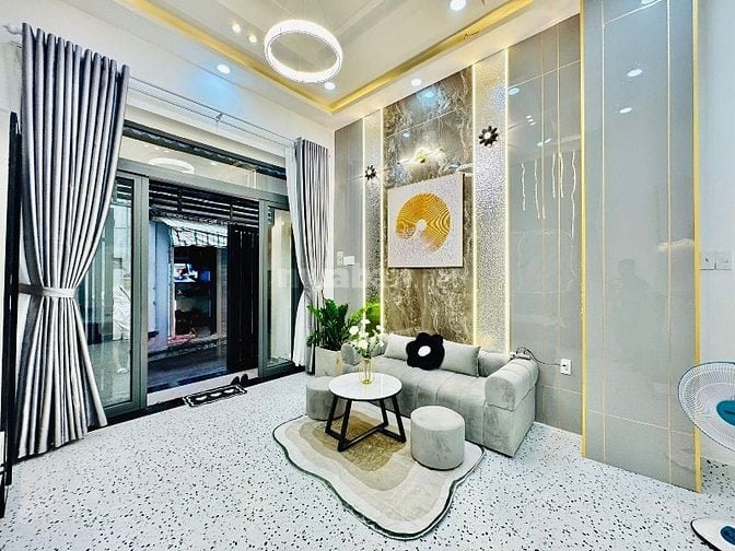 Nhà 3 lầu đẹp CAO CẤP hẻm Trần Bình Trọng, P5, Q.Bình Thạnh, vào ở nga