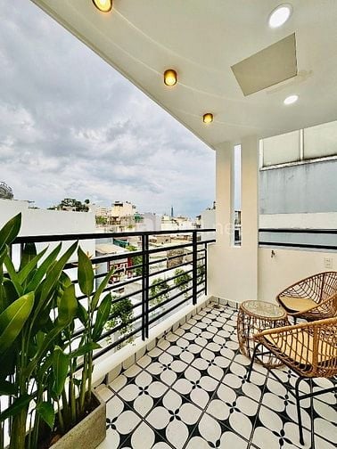 Nhà 3 lầu đẹp CAO CẤP hẻm Trần Bình Trọng, P5, Q.Bình Thạnh, vào ở nga