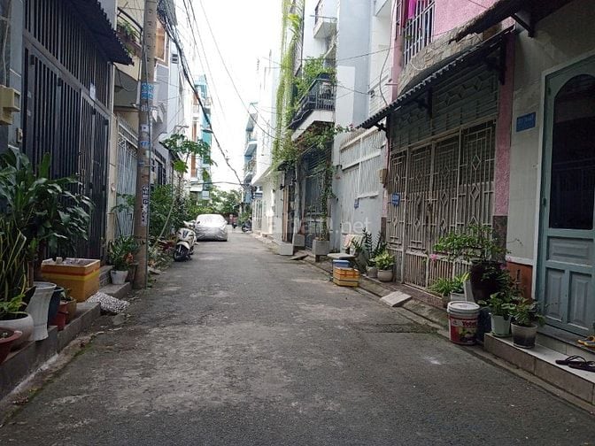  Bán nhà 2 tầng HXH đường Phan Huy Ích,85m2 ngang 5m, giá 6 tỷ 79 