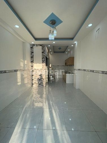 Nhà gần chợ Mỹ Hạnh Nam giáp Hóc Môn .Giá 350tr bao sang tên