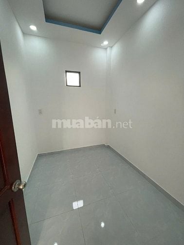 Nhà gần chợ Mỹ Hạnh Nam giáp Hóc Môn .Giá 350tr bao sang tên