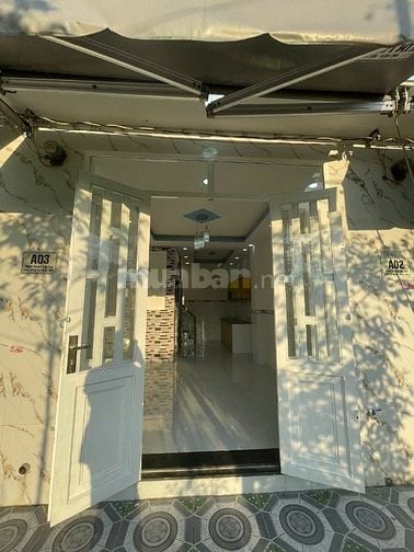 Nhà gần chợ Mỹ Hạnh Nam giáp Hóc Môn .Giá 350tr bao sang tên
