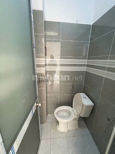 Nhà gần chợ Mỹ Hạnh Nam giáp Hóc Môn .Giá 350tr bao sang tên