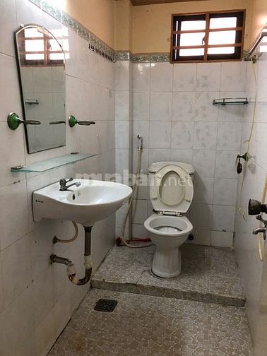 nhà 5x20m+lửng+2L,3pn giá 20tr khu Tân Tạo 