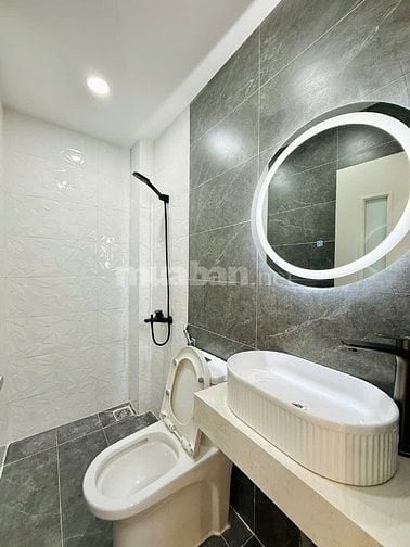 CHÍNH CHỦ BÁN MẶT TIỀN AN NHƠN 2LẦU ĐÚC NHÀ ĐẸP BUÔN BÁN KINH DOANH