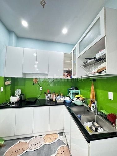 Nhà mặt tiền Q.11 mới tinh, 2 lầu + Sân thượng - 4PN 3WC chỉ 7.85 TỷTL