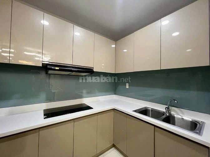 Chung cư CC Sky Center,  P2, Tân Bình, 120m2, 3PN, 2WC, NTCC, 22tr/thá