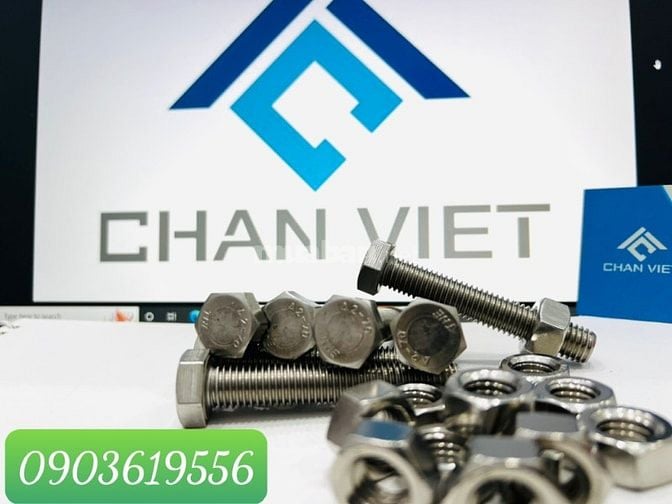  Tuyển nhân viên giao hàng bằng xe máy 
