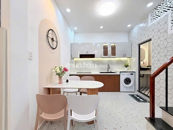 Siêu Phẩm Phan Xích Long – Sổ Vuông Đẹp – Full Nội Thất