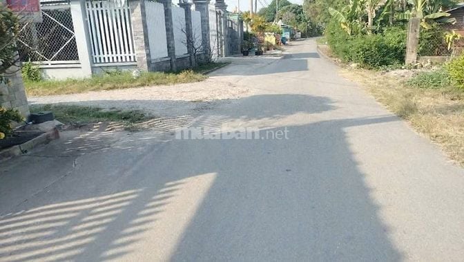 CHÍNH CHỦ BÁN GẤP LÔ ĐẤT NGAY CHỢ PHƯỚC THẠNH SHR ĐƯỜNG NHỰA CHỈ 550TR