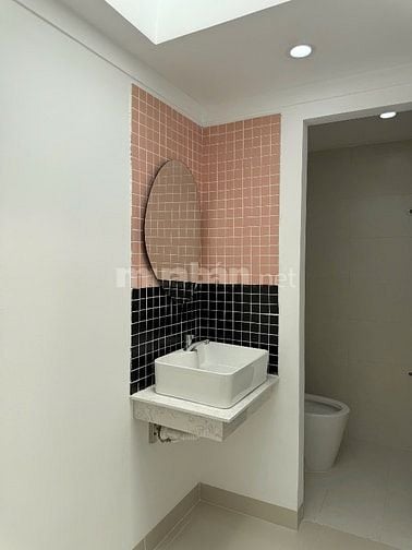 Bán nhà hẻm Trần Phú nội thất đẹp tối giản 