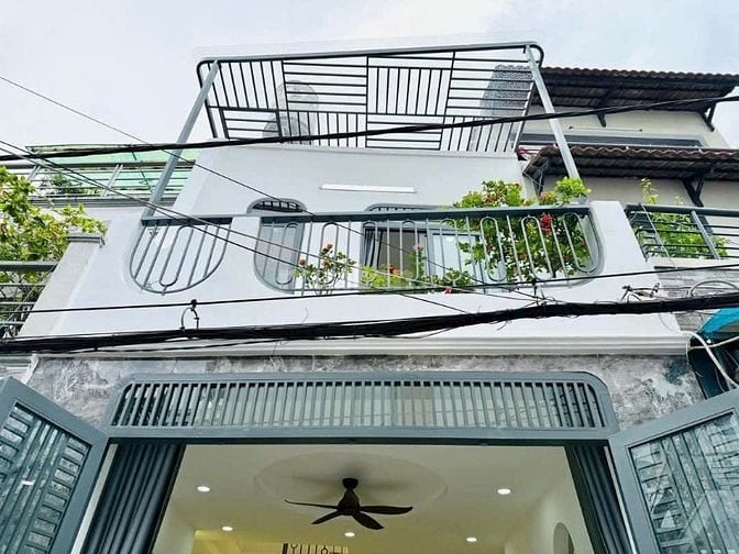 Bán nhà 1 lầu hẻm vf3 vào nhà full nội thất 4x12 gần trường An Hội