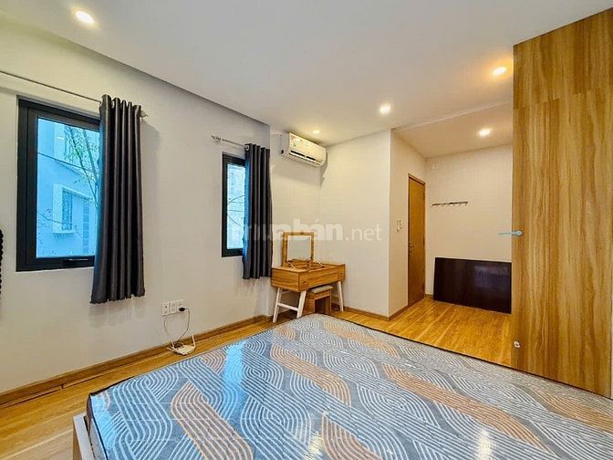 CHỦ CẦN BÁN GẤP NHÀ GẦN SÂN BAY NGANG 6M ĐÚC 2LẦU 3PN FULL NỘI THẤT