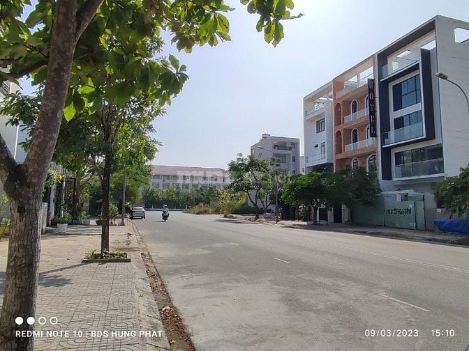 Đất nền 8x20 đường 24m gần trường đại học 75tr/m Lh 0902688823