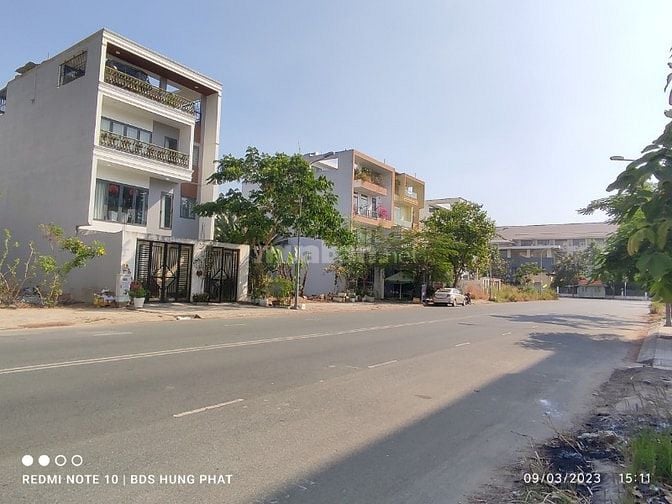 Đất nền 8x20 đường 24m gần trường đại học 75tr/m Lh 0902688823