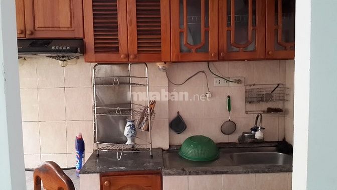 Cho thuê căn hộ ở trung tâm, tiện lợi mọi thứ, cho gia đình 2-3 người