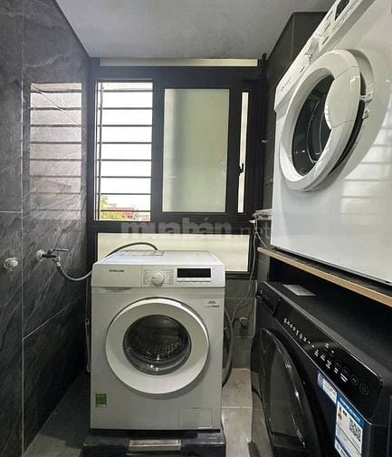 Phòng đẹp ngõ 12 bồ đề long biên 