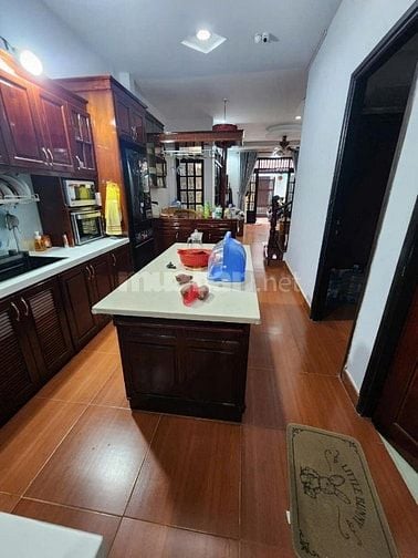 Chỉ 8.9 tỷ, nhà kiêng cố 90m2, hẻm xe hơi 7m, khu Đại học Luật