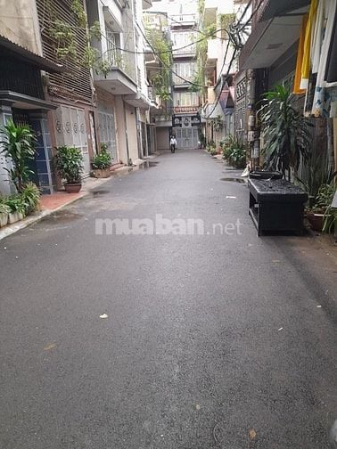 Cần bán mảnh đất đẹp ngõ 28 Xuân La, Tây Hồ. SĐ 58m2, hai mật tiền.