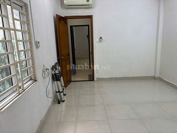 Cho thuê nhà mặt tiền Lê Hồng Phong, P2, Q10 Giá 47tr
