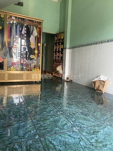 Bán nhà mặt tiền Trường Chinh, hẻm sau là chợ Lạc Quang, buôn bán tốt