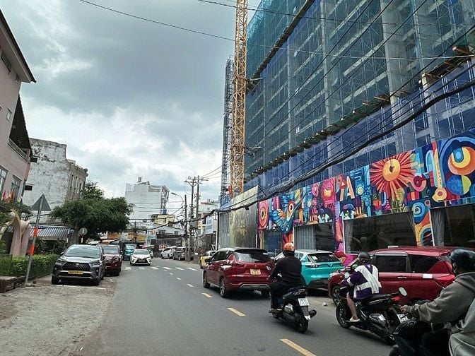 Bán nhà HXT Nguyên Hồng 75m2 ngang 4m tiện KD buôn bán sát PVĐ 8.8 tỷ.
