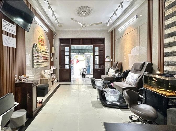 Bán nhà HXT Nguyên Hồng 75m2 ngang 4m tiện KD buôn bán sát PVĐ 8.8 tỷ.