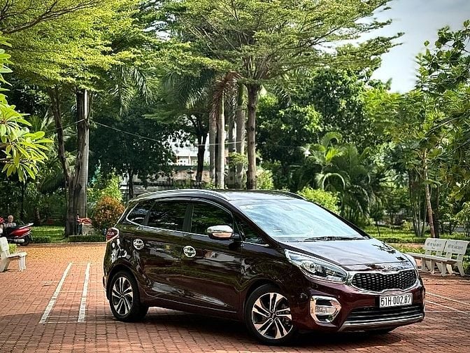kia rondo ( số tự động ) chính chủ