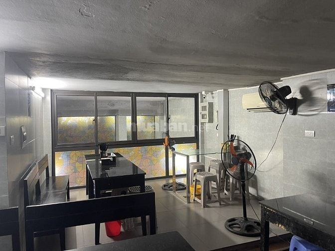 Bán nhà mặt phố Minh Khai 2 mặt thoáng vỉa hè rộng, Dt 147m2, 5t.