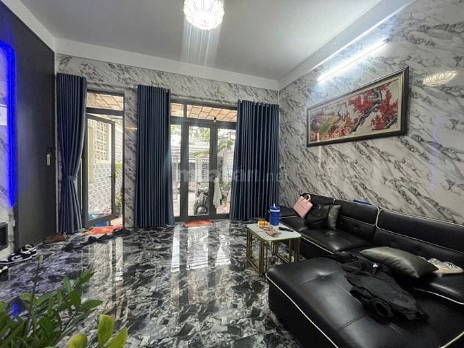 Nhà đẹp Lý Nam Đế 115m2, ngang 5m ,4 tầng 6 ngủ ô tô tránh, view sông 