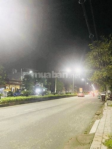 Nhà đẹp Lý Nam Đế 115m2, ngang 5m ,4 tầng 6 ngủ ô tô tránh, view sông 