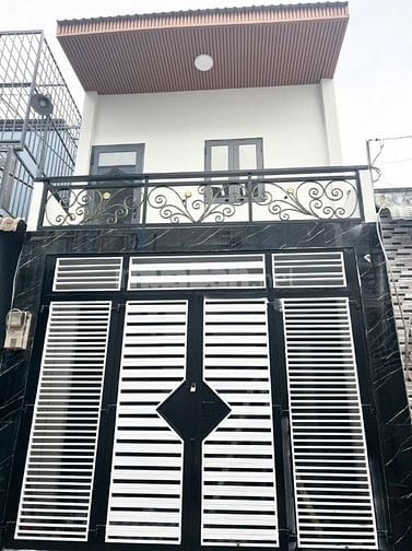 Bán nhà Đình Phong Phú, Q9. DTSD: 90m2, 2Lầu, SHR, Nở Hậu, Nhà Mới