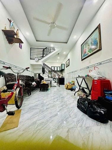 Cho thuê nhà hẻm 5m (XH)Lò Siêu, P8, Quận 11 Giá 8tr