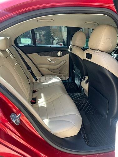 Mercedes C200 sx 2019 - Facelift Màu đỏ Pha lê - Nội thất kem