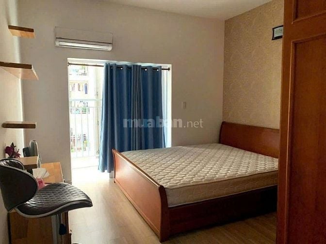 Chung cư 10A Trần Nhật Duật, Quận 1: 70m2, 2p ngủ, NT, 12tr/th