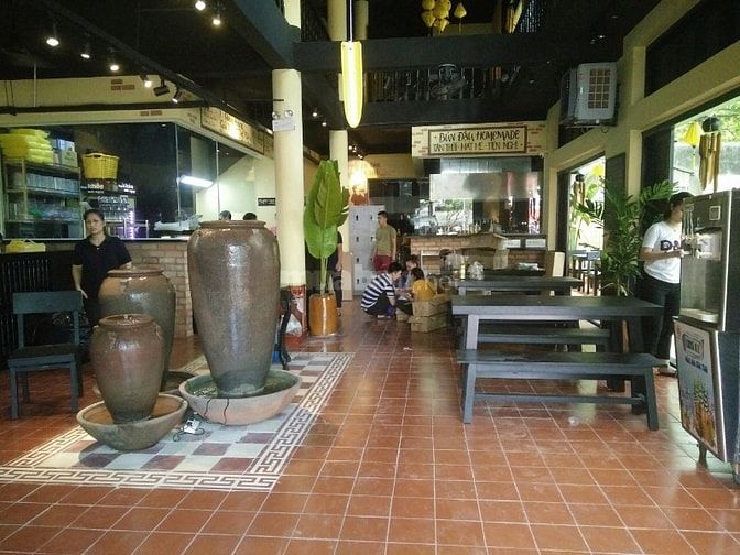 CHO THUÊ NHÀ 104 HOÀNG DIỆU, LÊ QUỐC HƯNG, Q4. 4 TẦNG, 730M2 CHỈ 150TR