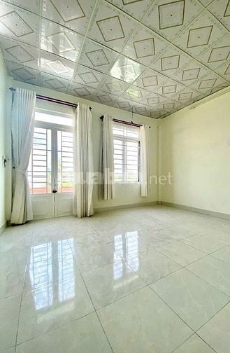Bán nhà đúc 1 lầu Sh riêng thạnh Lộc 31 q12