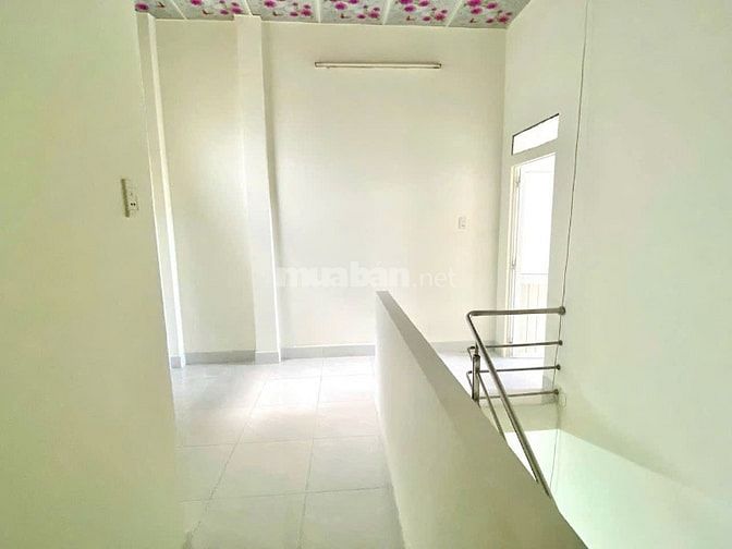 Bán nhà đúc 1 lầu Sh riêng thạnh Lộc 31 q12
