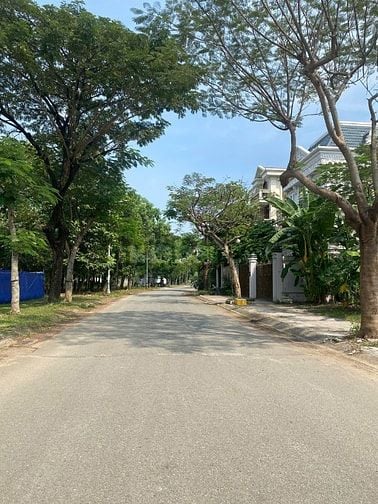 Chính Chủ Bán đất Đông Thủ Thiêm, đường 51 (Nguyễn Duy Trinh) Quận 2 