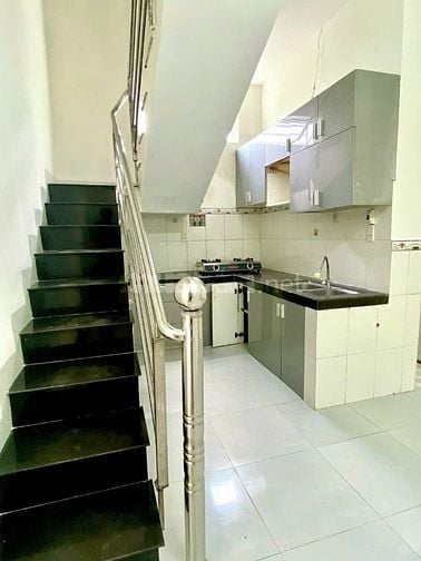 Bán nhà đúc 1 lầu Sh riêng thạnh Lộc 31 q12