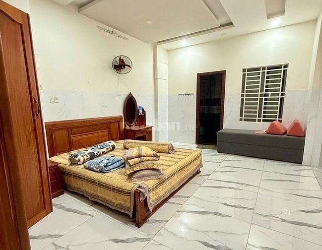 Bán nhà Huỳnh Tấn Phát, xe hơi ngủ trong nhà cực hiếm chỉ hơn 5 tỷ 