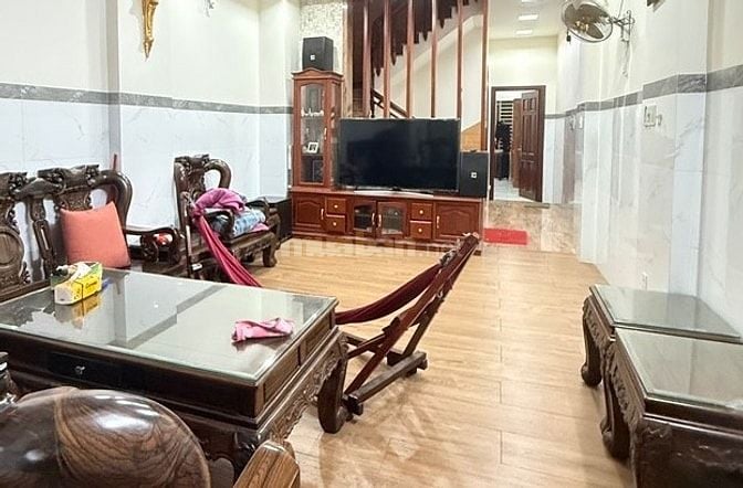 Bán nhà Huỳnh Tấn Phát, xe hơi ngủ trong nhà cực hiếm chỉ hơn 5 tỷ 