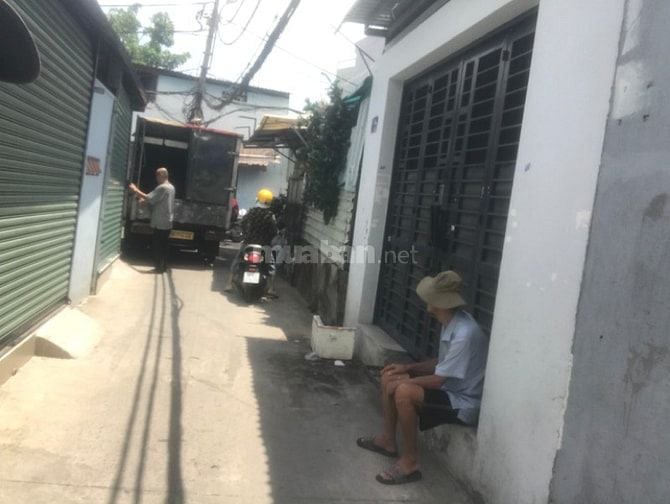 vila sân vườn trung tâm gò vấp 