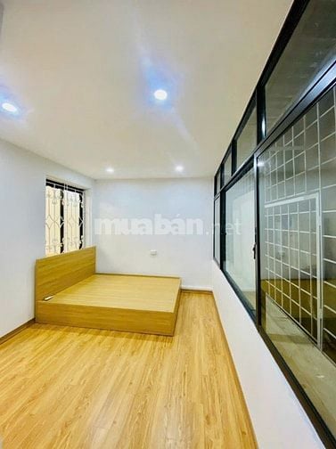  BÁN NHÀ TẬP THỂ TẦNG  2 THANH XUÂN BẮC DT75M2 - 3PN - 2 WC GIÁ 3,4 TỶ