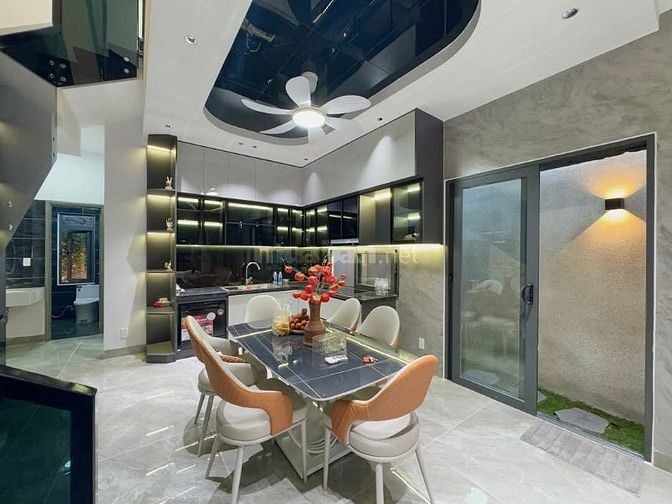 Nhà vườn mini 100m2 - 4 Phòng Ngủ - ngay Biển Nguyễn Tất Thành
