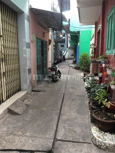 BÁN NHÀ DT 12m2 HẺM ĐƯỜNG LẠC LONG QUÂN, P.1, Q.11